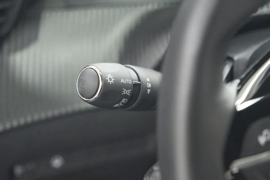 Peugeot 2008 PureTech 130 EAT8 Allure | 360 Camera | Dodehoekdetectie | Adaptieve Cruise Control