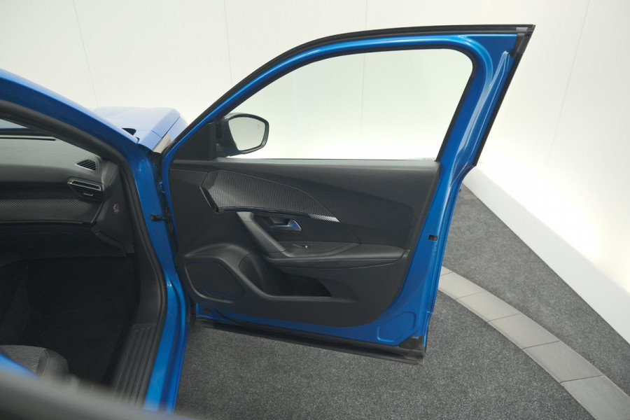 Peugeot 2008 PureTech 130 EAT8 Allure | 360 Camera | Dodehoekdetectie | Adaptieve Cruise Control