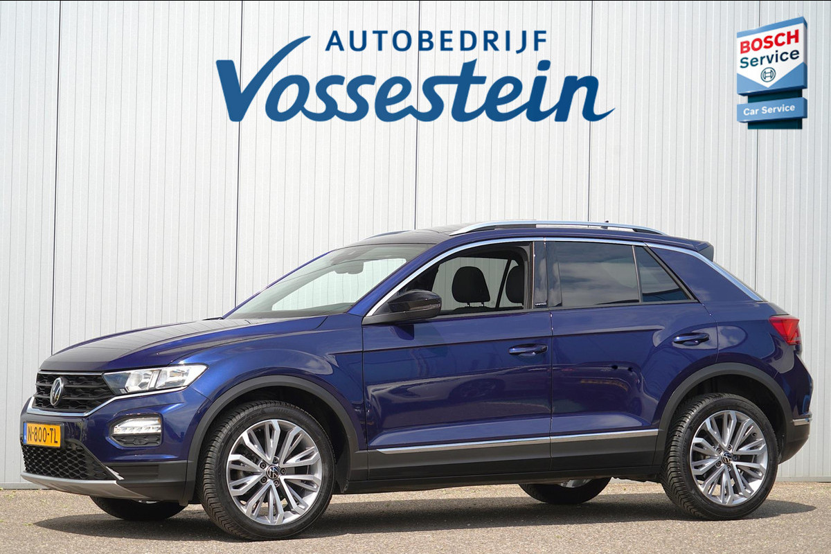 Volkswagen T-Roc 1.0 TSI Style Business / Panoramadak / Camera / PDC V + A / Navigatie