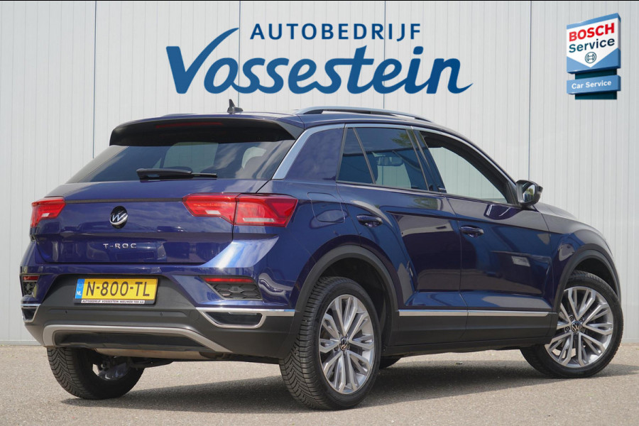 Volkswagen T-Roc 1.0 TSI Style Business / Panoramadak / Camera / PDC V + A / Navigatie