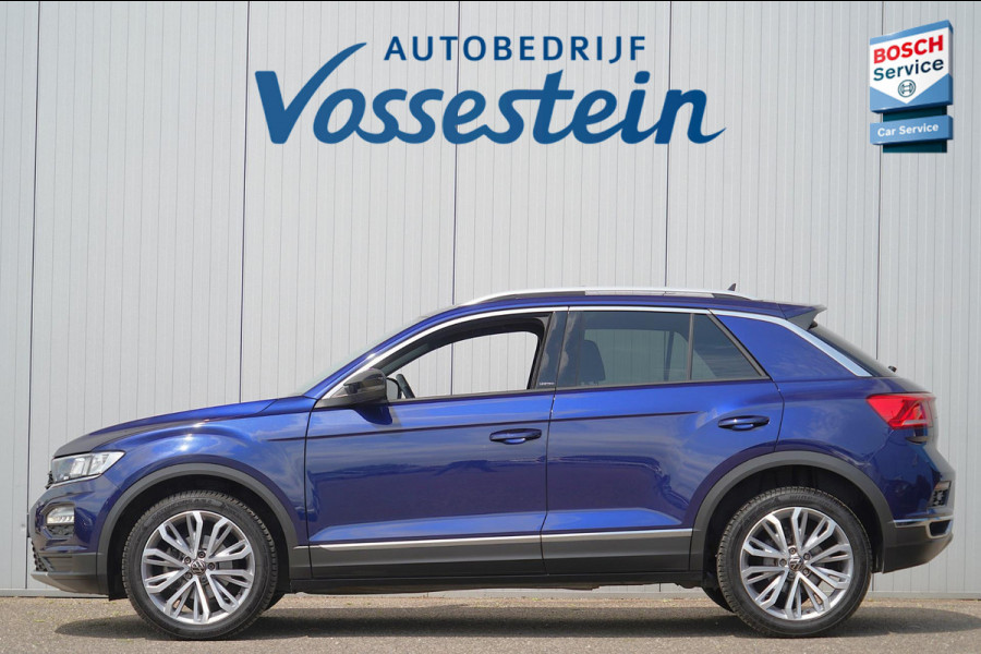 Volkswagen T-Roc 1.0 TSI Style Business / Panoramadak / Camera / PDC V + A / Navigatie
