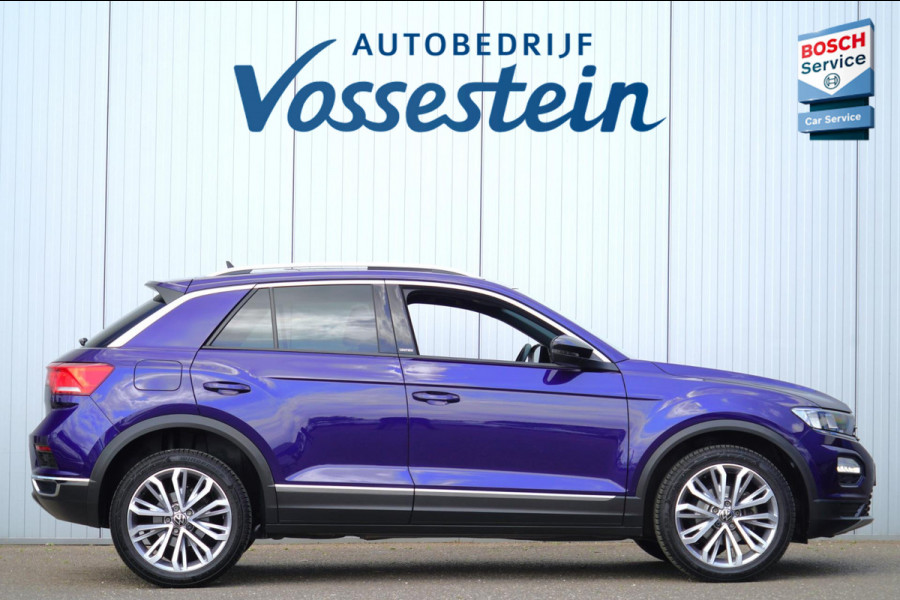 Volkswagen T-Roc 1.0 TSI Style Business / Panoramadak / Camera / PDC V + A / Navigatie