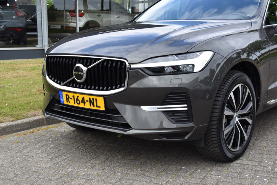 Volvo XC60 B5 265PK Automaat Momentum Business Camera | Trekhaak | ACC | All seasons | Leder | Elektr. stoel | Stoelverwarming