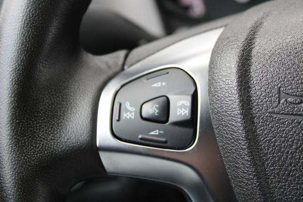 Ford Transit Courier 1.5 TDCI Limited 100pk - Navi - Camera - Betimmering - Stoelverwarming - Rijklaar
