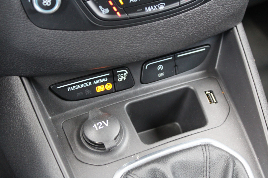 Ford Transit Courier 1.5 TDCI Limited 100pk - Navi - Camera - Betimmering - Stoelverwarming - Rijklaar