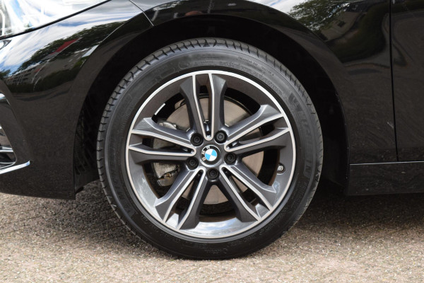 BMW 1-serie 116i|Orig.NL|17"|Sportstoel|Led|Digitaal|Carplay|