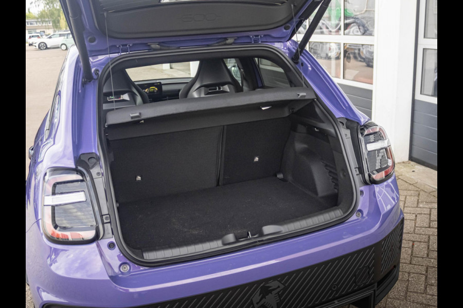Abarth 600e Scorpionissima 54 kWh | Nu beschikbaar voor proefritten !