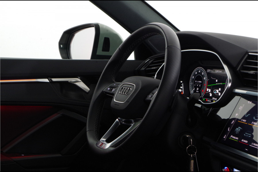 Audi Q3 Sportback 45 TFSI e S Edition > Full S line/245pk/Pano.schuif/Memory/Black pakket/Dew Silver...