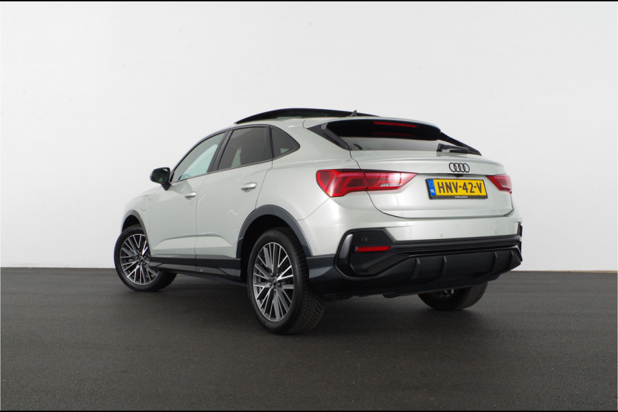 Audi Q3 Sportback 45 TFSI e S Edition > Full S line/245pk/Pano.schuif/Memory/Black pakket/Dew Silver...