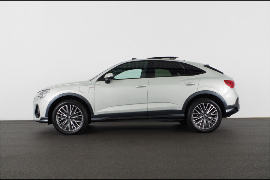 Audi Q3 Sportback 45 TFSI e S Edition > Full S line/245pk/Pano.schuif/Memory/Black pakket/Dew Silver...