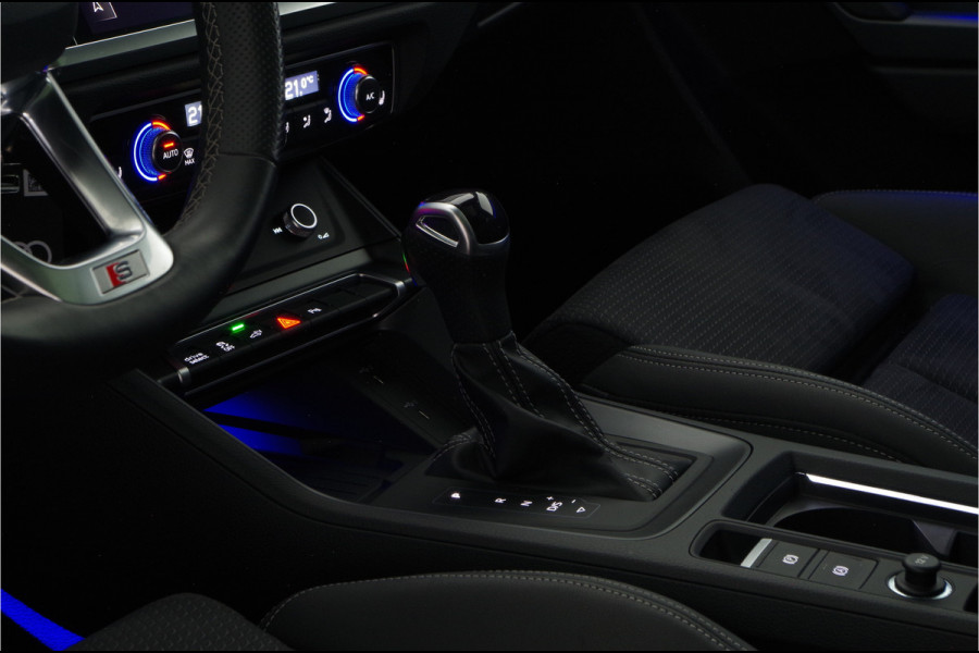 Audi Q3 Sportback 45 TFSI e S Edition > Full S line/245pk/Pano.schuif/Memory/Black pakket/Dew Silver...