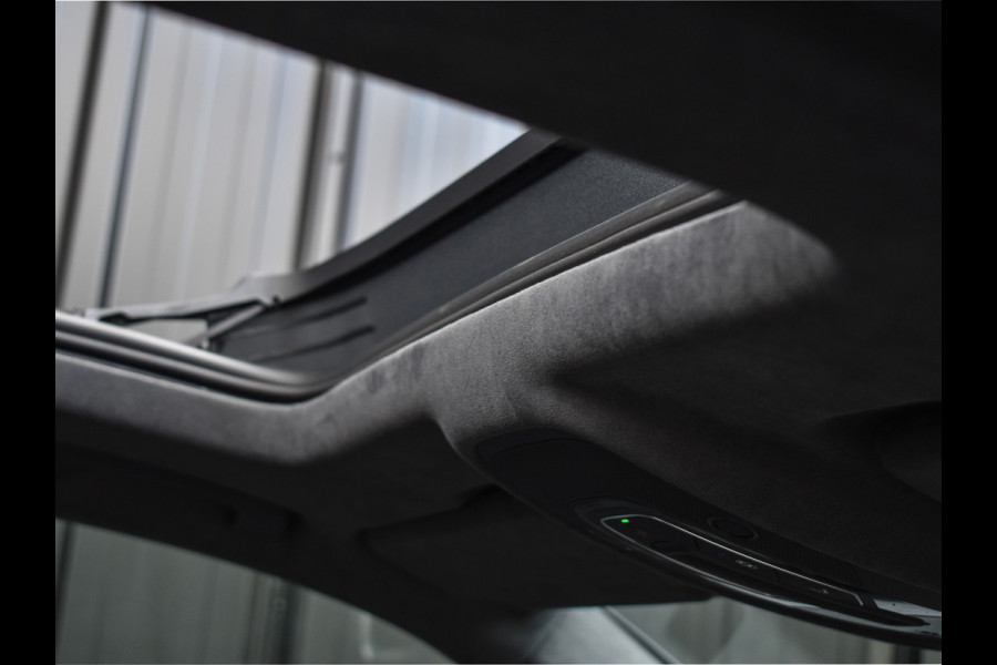Audi Q8 60 TFSI e quattro Pro Line S Competition | PANORAMADAK | 4 WIEL BESTURING | ALCANTARE HEMEL | AMBIANCE VERLICHTING | MASSAGE STO
