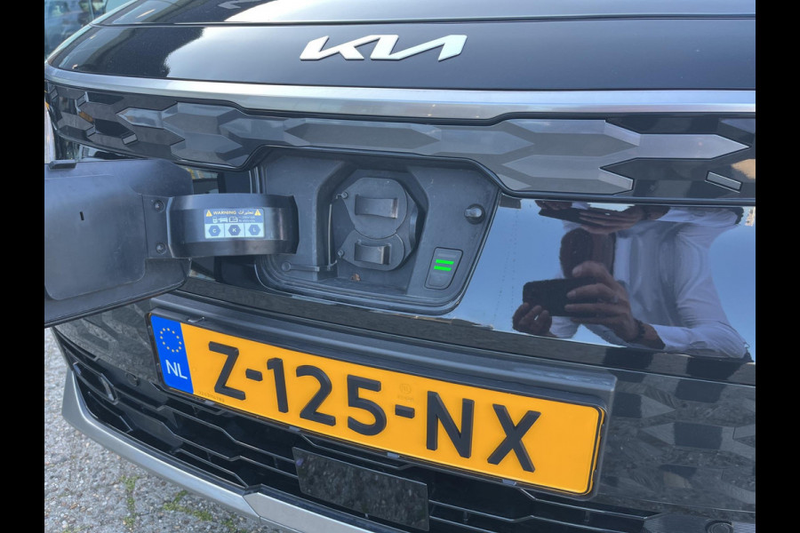 Kia Niro EV DynamicLine 64.8 kWh Automaat | Navi | Camera | Cruise | LMV | H-Leder |