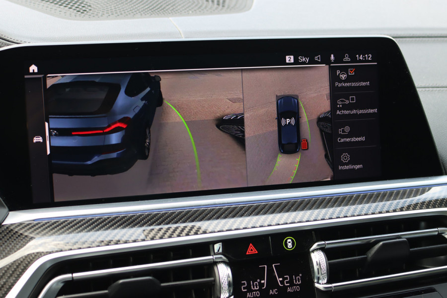 BMW X6 xDrive40i High Executive M Sport Aut8 | ACC | Carbon | Panoramadak | Memory | Surround Camera | Iconic Glow | Laser | HUD | Merino Leder | Trekhaak | Verwarmd Stuurwiel |