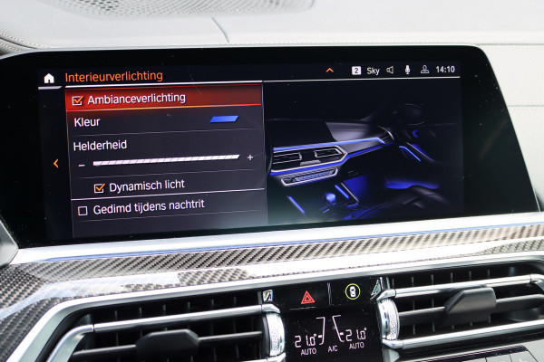 BMW X6 xDrive40i High Executive M Sport Aut8 | ACC | Carbon | Panoramadak | Memory | Surround Camera | Iconic Glow | Laser | HUD | Merino Leder | Trekhaak | Verwarmd Stuurwiel |