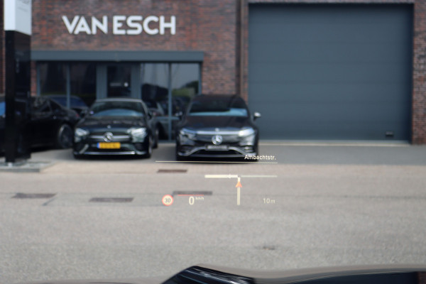 BMW X6 xDrive40i High Executive M Sport Aut8 | ACC | Carbon | Panoramadak | Memory | Surround Camera | Iconic Glow | Laser | HUD | Merino Leder | Trekhaak | Verwarmd Stuurwiel |