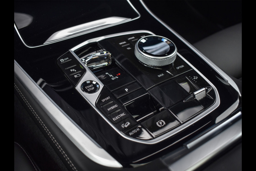 BMW X5 xDrive50e M-SPORT PRO | PANORAMADAK | SKYLOUNGE | COMFORT STOELEN | 360 CAMERA | HEAD UP | ELEKTR. TREKHAAK | AMBIENT VERLICHTIN