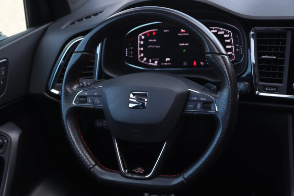 Seat Ateca 1.5 TSI FR / PANODAK / VIRTUAL / KEYLESS / ACC / CAMERA