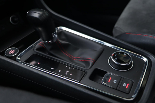 Seat Ateca 1.5 TSI FR / PANODAK / VIRTUAL / KEYLESS / ACC / CAMERA