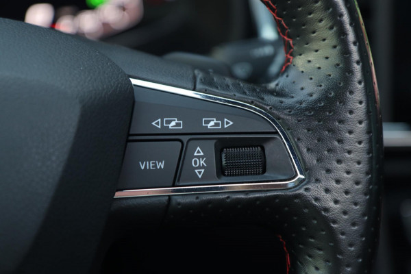 Seat Ateca 1.5 TSI FR / PANODAK / VIRTUAL / KEYLESS / ACC / CAMERA