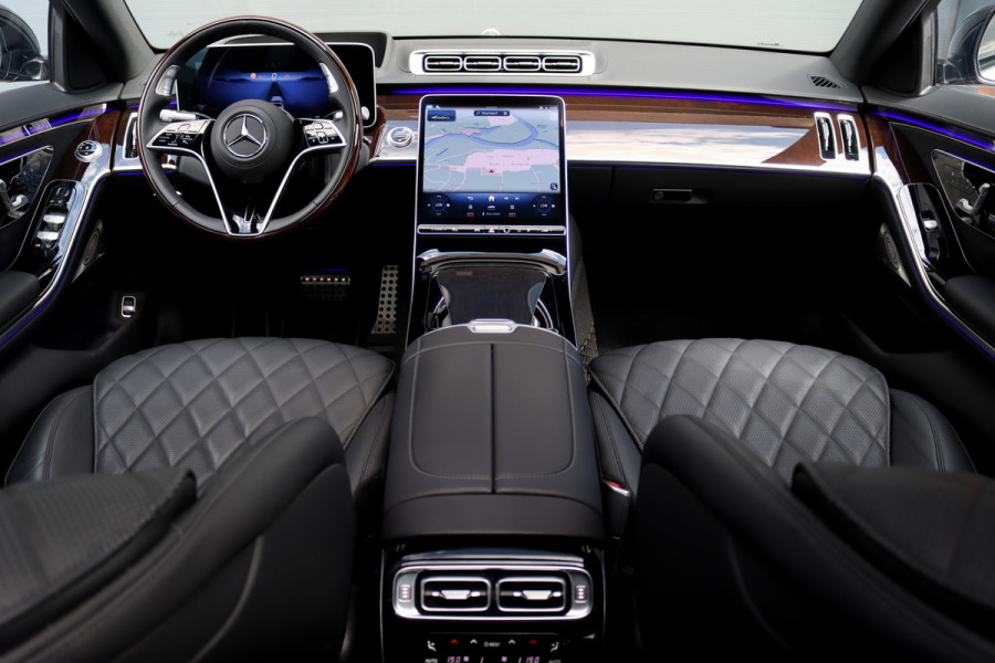 Mercedes-Benz S-Klasse 450d 4MATIC Lang AMG Line Aut9 | Airmatic | Chauffeurspakket | Achterasbesturing | Augmented HUD | Distronic+ | Burmester | Exclusief Nappa Leder | 3D-Display | Vlakkenverwarming | Zonweringspakket |