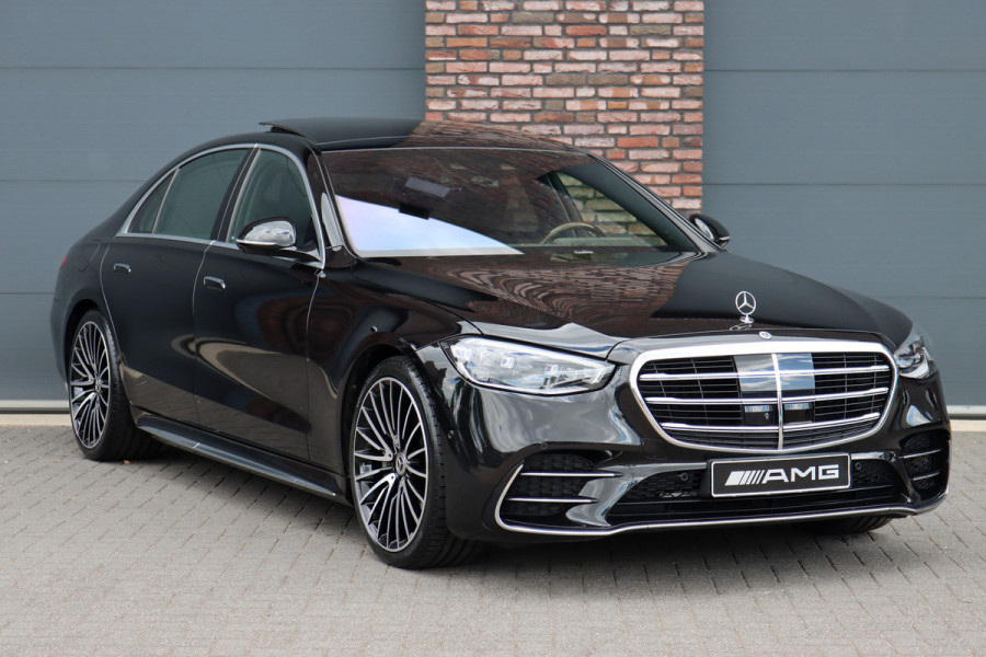Mercedes-Benz S-Klasse 450d 4MATIC Lang AMG Line Aut9 | Airmatic | Chauffeurspakket | Achterasbesturing | Augmented HUD | Distronic+ | Burmester | Exclusief Nappa Leder | 3D-Display | Vlakkenverwarming | Zonweringspakket |