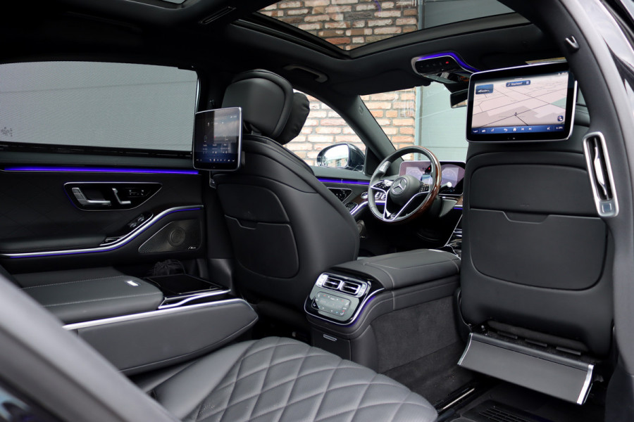 Mercedes-Benz S-Klasse 450d 4MATIC Lang AMG Line Aut9 | Airmatic | Chauffeurspakket | Achterasbesturing | Augmented HUD | Distronic+ | Burmester | Exclusief Nappa Leder | 3D-Display | Vlakkenverwarming | Zonweringspakket |