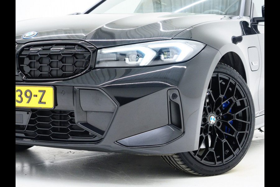 BMW 3 Serie Touring 330e M-Sport LCI | M-Sportstoelen | Panoramadak | Harman/Kardon | Adaptive Cruise | Keyless