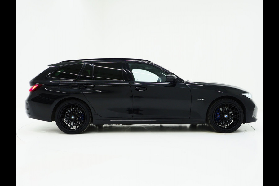 BMW 3 Serie Touring 330e M-Sport LCI | M-Sportstoelen | Panoramadak | Harman/Kardon | Adaptive Cruise | Keyless