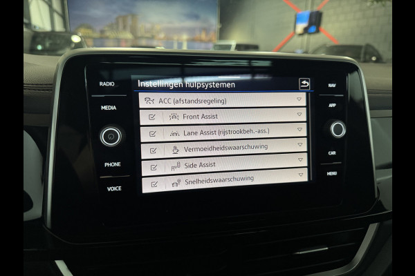 Volkswagen T-Roc 1.5 TSI 3x R-Line Keyless|IQ|Panorama|DriveSelect|Dodehoek|Camera