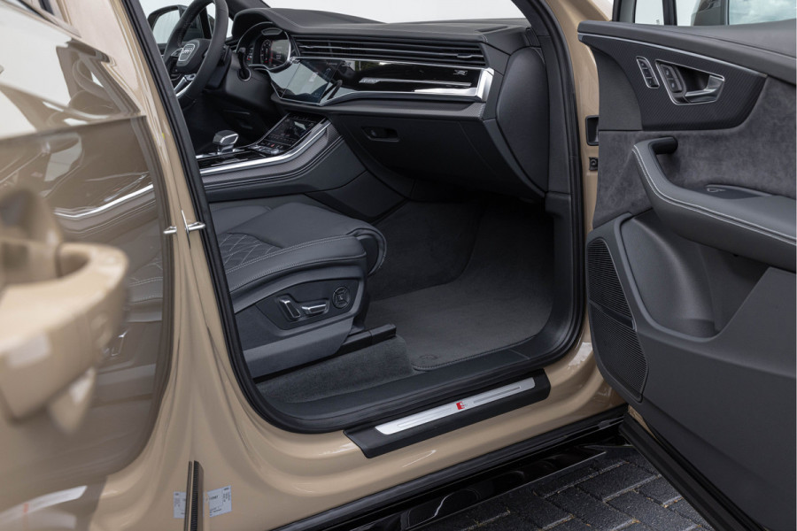 Audi Q7 60 TFSI-e 490pk Quattro Pano Carbon S-stoelen Advanced Onderstel Nachtzicht B&O