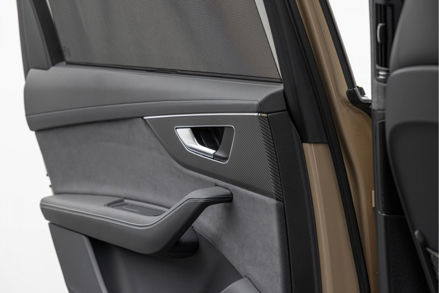 Audi Q7 60 TFSI-e 490pk Quattro Pano Carbon S-stoelen Advanced Onderstel Nachtzicht B&O