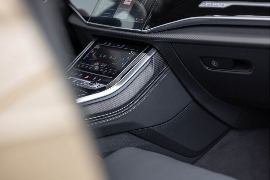 Audi Q7 60 TFSI-e 490pk Quattro Pano Carbon S-stoelen Advanced Onderstel Nachtzicht B&O