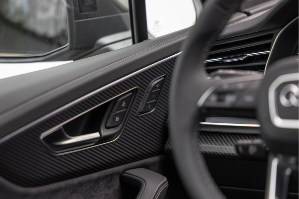 Audi Q7 60 TFSI-e 490pk Quattro Pano Carbon S-stoelen Advanced Onderstel Nachtzicht B&O