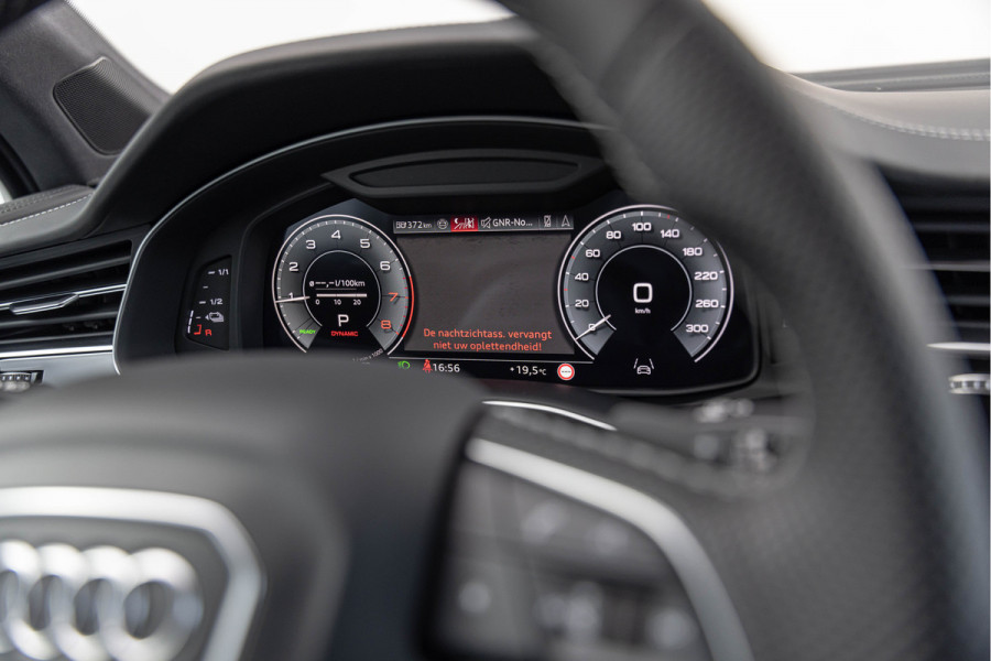 Audi Q7 60 TFSI-e 490pk Quattro Pano Carbon S-stoelen Advanced Onderstel Nachtzicht B&O