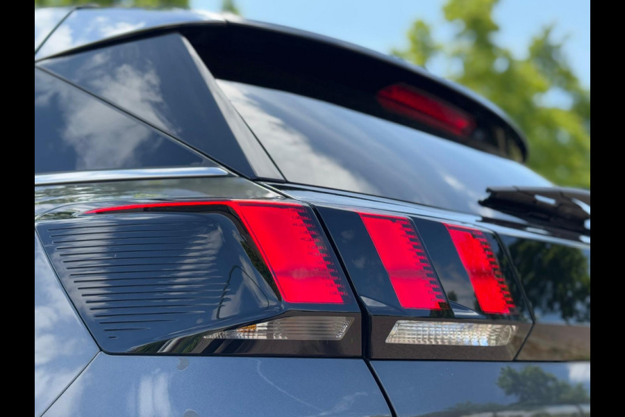 Peugeot 3008 1.2 PureTech GT Line, panoramadak, achteruitrijcamera, 64000 km, Nederlandse auto met nap