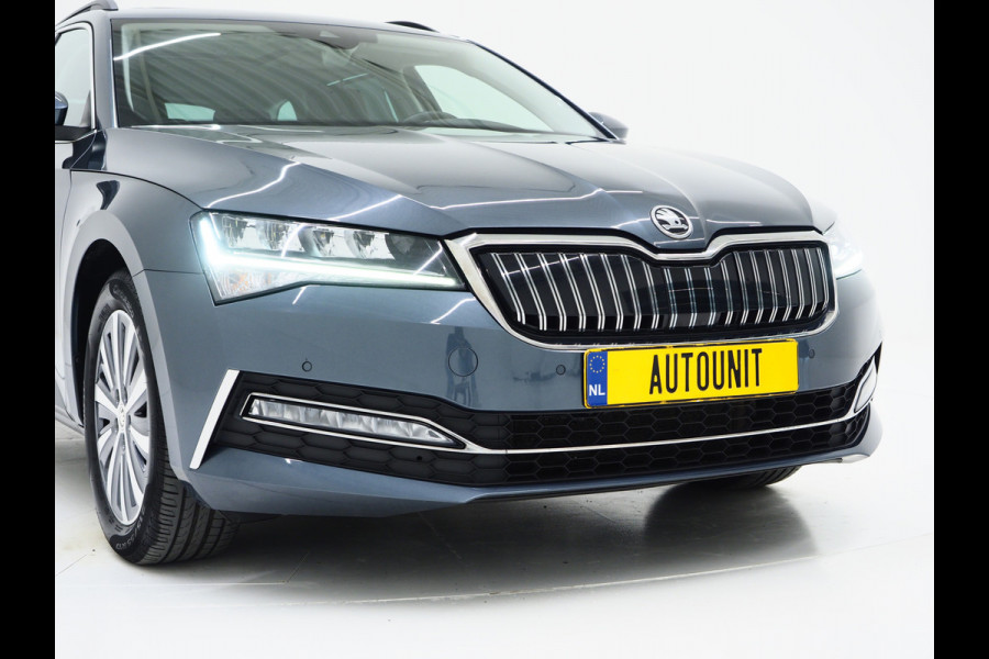 Škoda Superb Combi 1.4 TSI iV 218PK | Panoramadak | Adaptive Cruise | Virtual | Camera | Trekhaak
