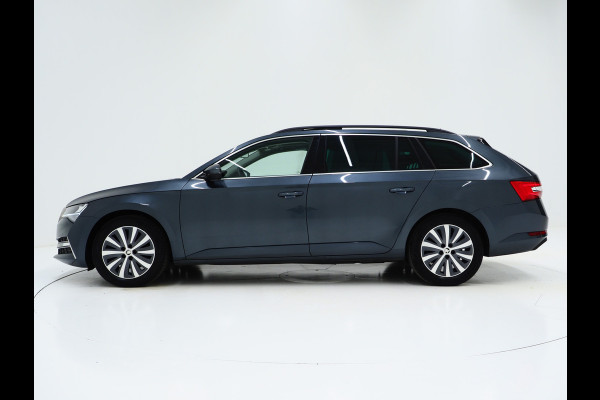 Škoda Superb Combi 1.4 TSI iV 218PK | Panoramadak | Adaptive Cruise | Virtual | Camera | Trekhaak