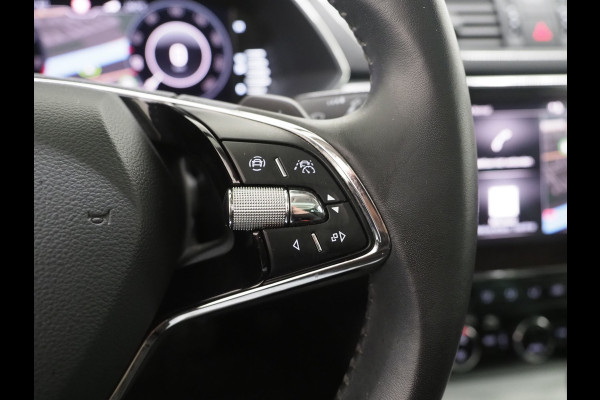 Škoda Superb Combi 1.4 TSI iV 218PK | Panoramadak | Adaptive Cruise | Virtual | Camera | Trekhaak