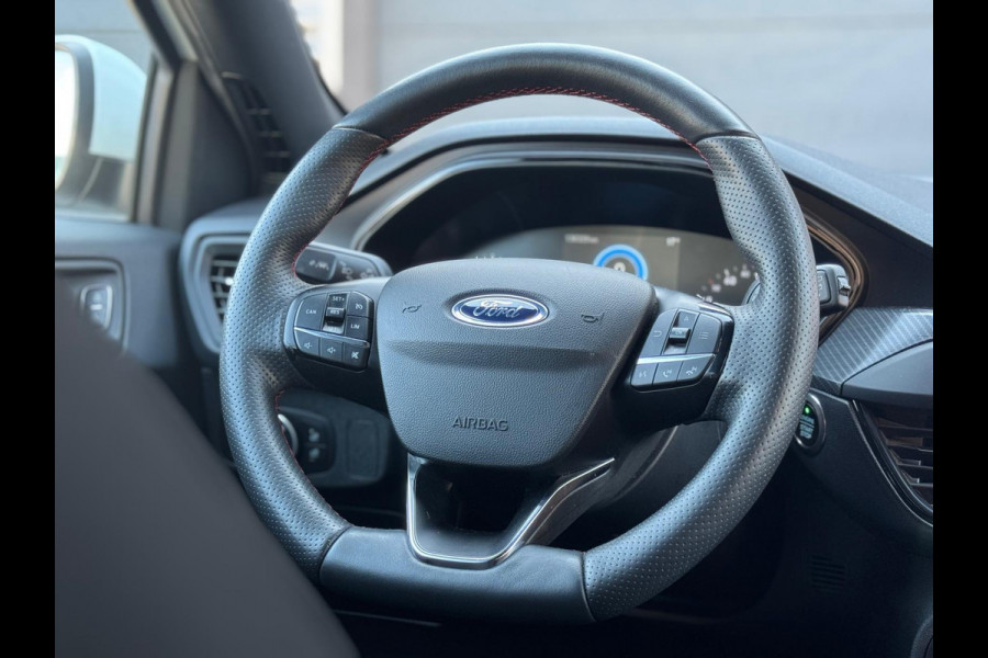 Ford FOCUS Wagon 1.0 EcoBoost ST Line Business 125 pk , eerste eigenaar, winter pakket, Nederlandse auto met nationale auto pas