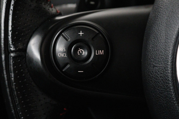 MINI Countryman 2.0 Cooper S ALL4 Chili (PANORAMADAK, CAMERA, NAVIGATIE, PARKEERSENSOREN, STOELVERWARMING, LEER, NL-AUTO)