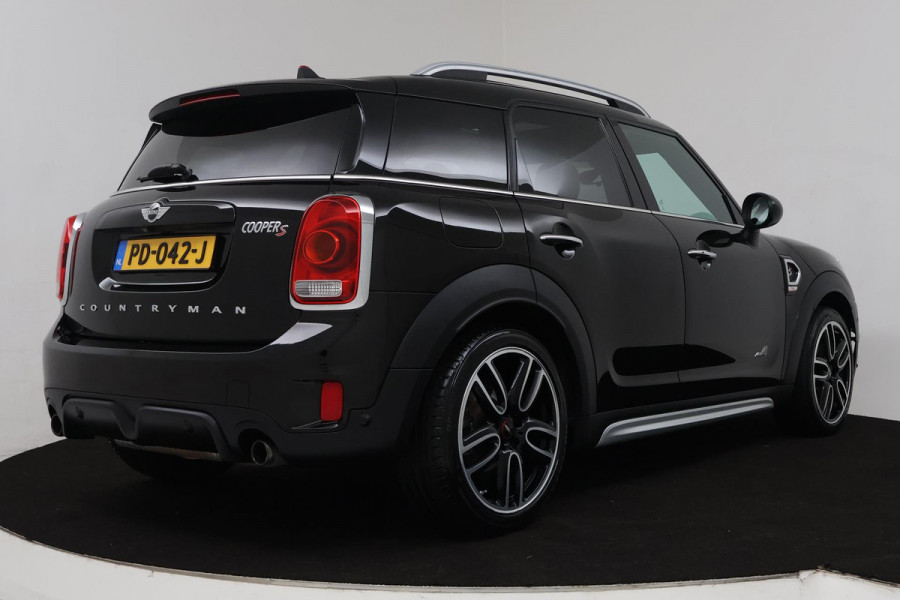 MINI Countryman 2.0 Cooper S ALL4 Chili (PANORAMADAK, CAMERA, NAVIGATIE, PARKEERSENSOREN, STOELVERWARMING, LEER, NL-AUTO)