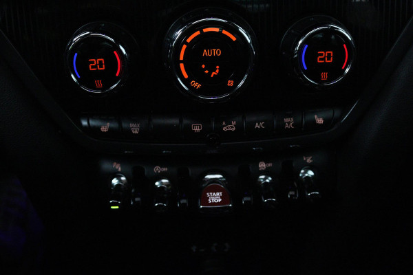 MINI Countryman 2.0 Cooper S ALL4 Chili (PANORAMADAK, CAMERA, NAVIGATIE, PARKEERSENSOREN, STOELVERWARMING, LEER, NL-AUTO)