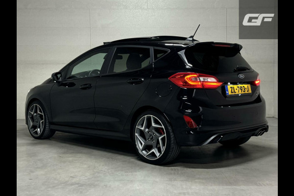 Ford Fiesta 1.5 EcoBoost ST-3 Performance Pano Recaro B&O CarPlay
