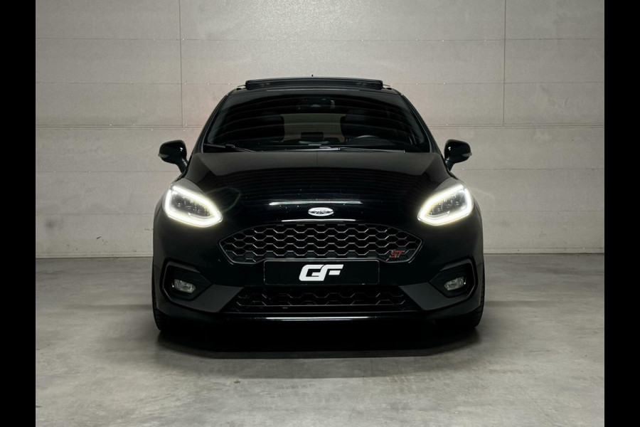 Ford Fiesta 1.5 EcoBoost ST-3 Performance Pano Recaro B&O CarPlay