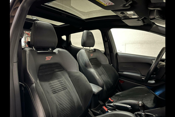 Ford Fiesta 1.5 EcoBoost ST-3 Performance Pano Recaro B&O CarPlay