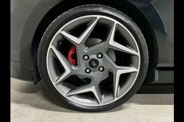 Ford Fiesta 1.5 EcoBoost ST-3 Performance Pano Recaro B&O CarPlay
