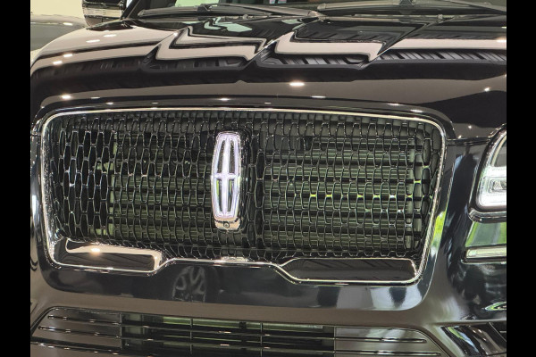 Lincoln Navigator 3.5L V6 Lang Preferred