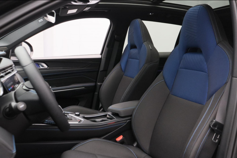 Lynk & Co 01 1.5 261PK Plug-in Hybrid *Fabrieksgarantie *Zwarte hemel* 360* camera Pano/dak Apple/Carplay Adaptive/Cruise