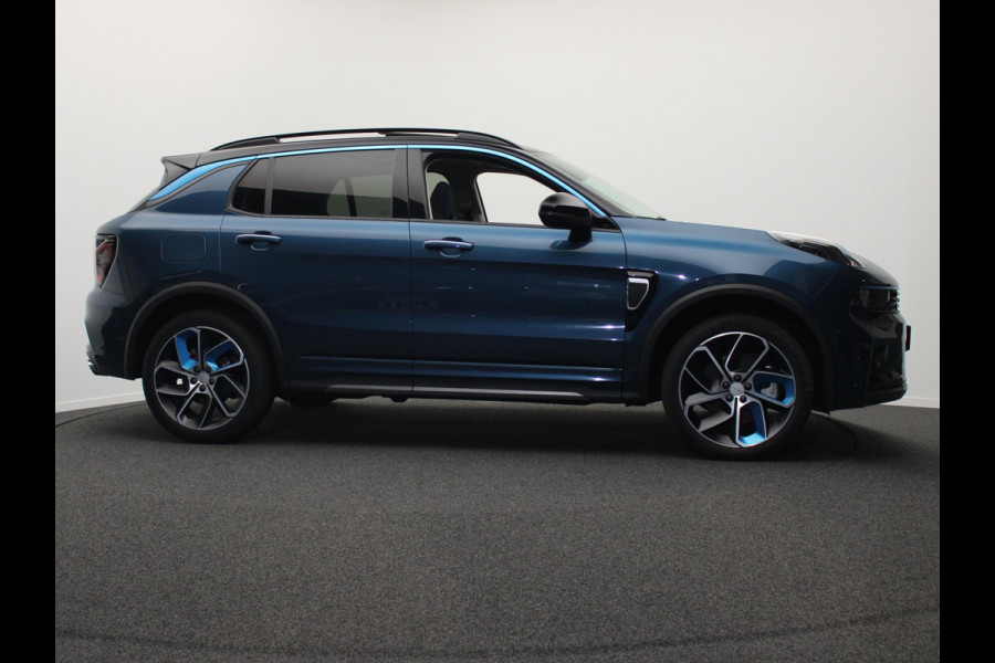 Lynk & Co 01 1.5 261PK Plug-in Hybrid *Fabrieksgarantie*  Pano/dak Apple/Carplay Adaptive/Cruise